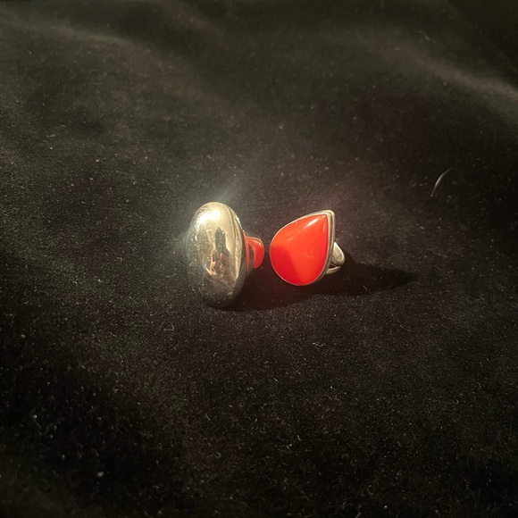 RINGS - Picture 1 of 2